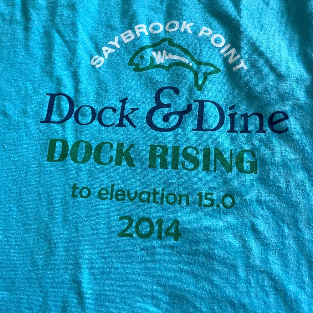Dock & Dine Old Saybrook CT 2014 T-Shirt Size Medium Never Worn Collectible - Picture 1 of 4